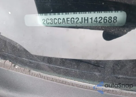 2018 Chrysler 300 Limited z USA, uszkodzony, nr VIN 2C3CCAEG2JH142688